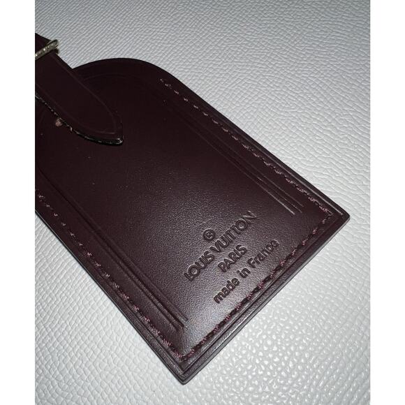RARE Louis Vuitton Name Tag Plum Leather Bordeaux France Goldtone LN - Picture 16 of 16